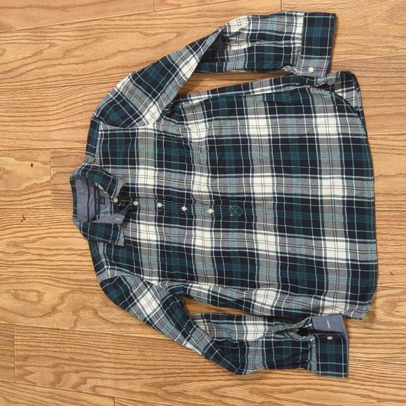 Tommy Hilfiger half-button plaid flannel shirt with tab roll-up sleeves, M - Picture 1 of 4
